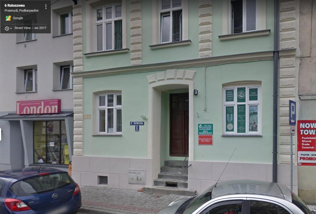 Apartamenty Rynek R Przemysl Luaran gambar