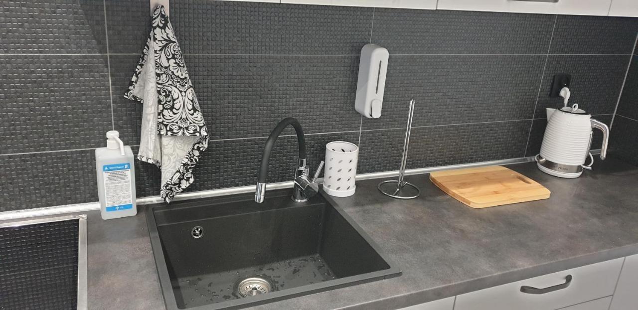 Apartamenty Rynek R Przemysl Luaran gambar